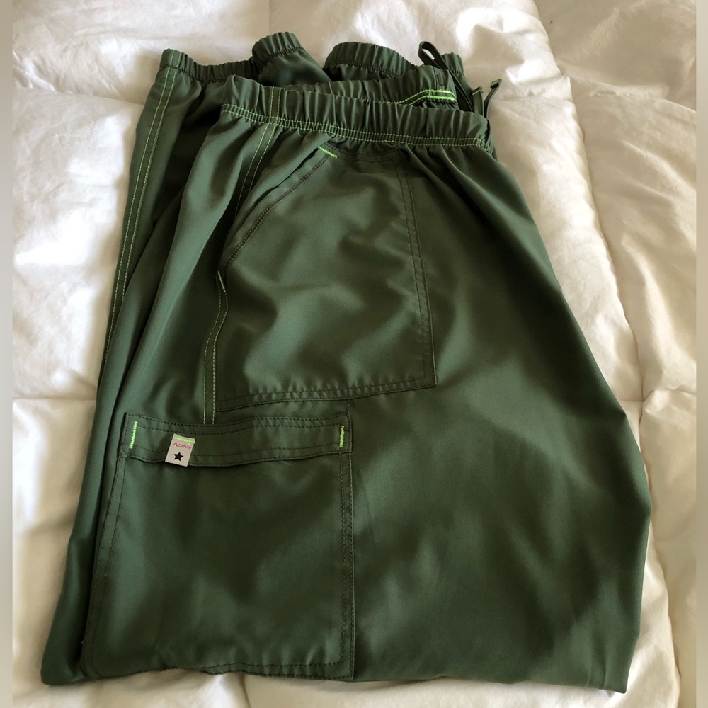 Womens 2x Scrubstar jogger style scrub pants